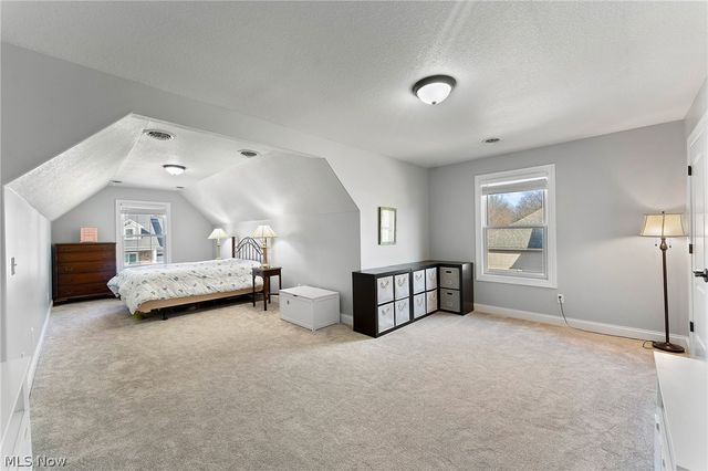 524 Berklee Drive, Poland, OH 44514