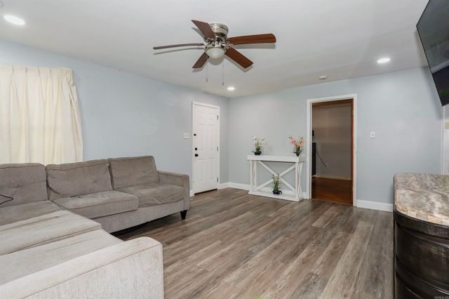 200 Sonnet Street, Hot Springs, AR 71913