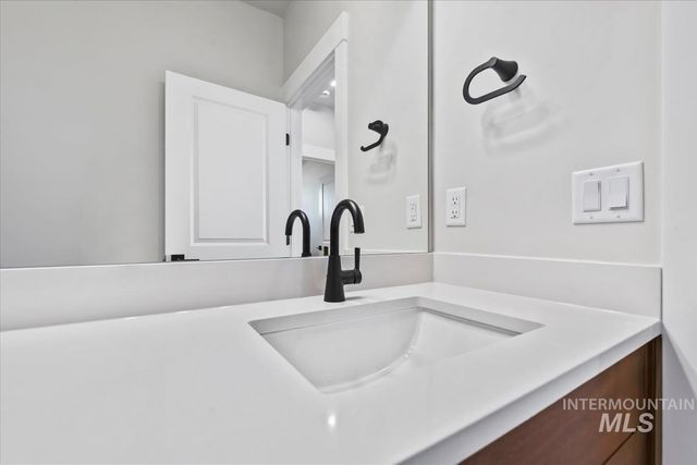 4223 Tropic Way, Caldwell, ID 83607
