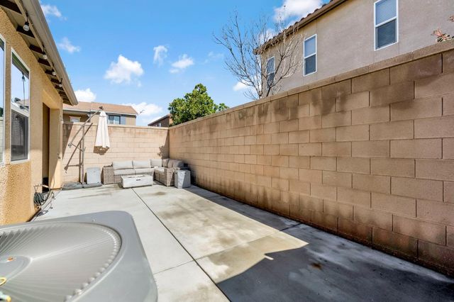 2523 Legacy Drive, Clovis, CA 93612