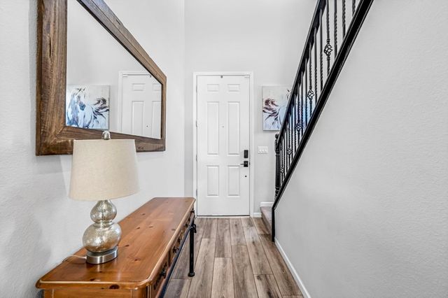 2523 Legacy Drive, Clovis, CA 93612