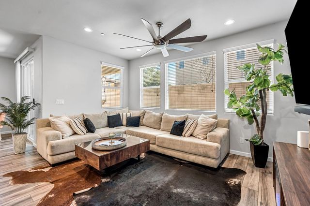 2523 Legacy Drive, Clovis, CA 93612