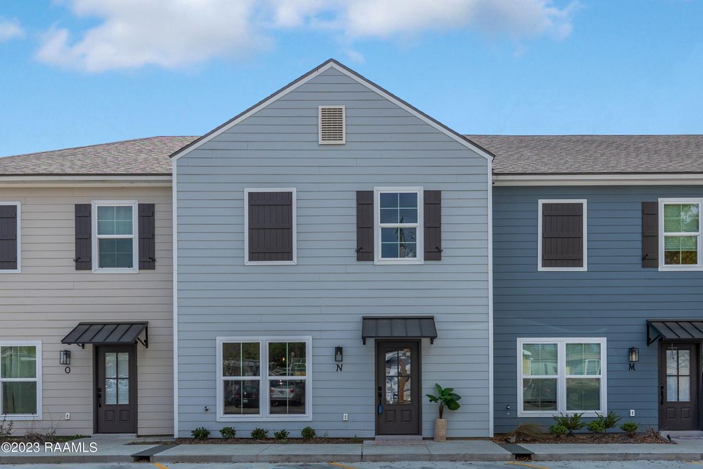 104 Whittington Drive J, Lafayette, LA 70503