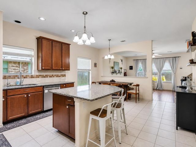 26133 Gallant Knight Lane, Kingwood, TX 77339