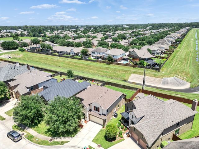26133 Gallant Knight Lane, Kingwood, TX 77339