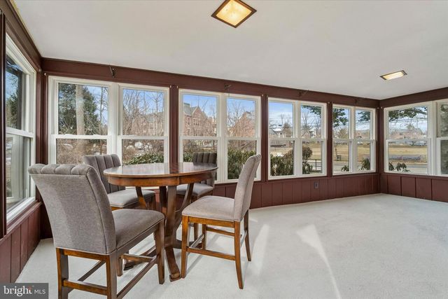 120 W ESSEX AVE, Lansdowne, PA 19050