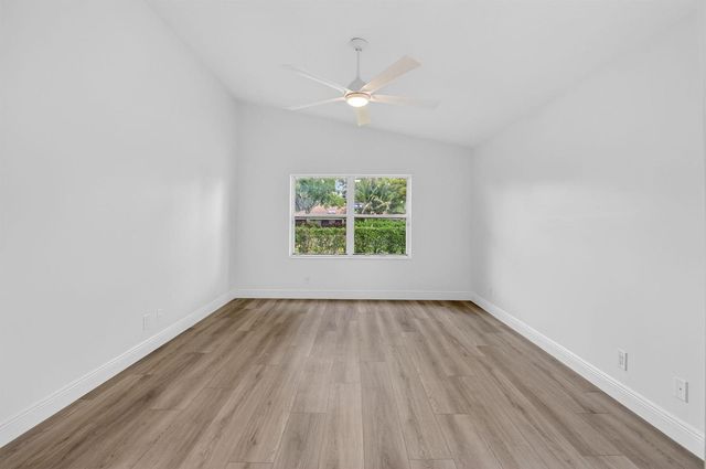 5891 Royal Isles Boulevard, Boynton Beach, FL 33437