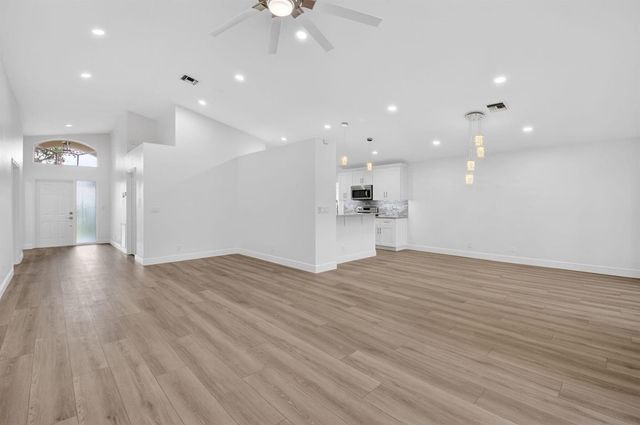 5891 Royal Isles Boulevard, Boynton Beach, FL 33437