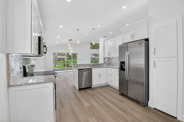 5891 Royal Isles Boulevard, Boynton Beach, FL 33437