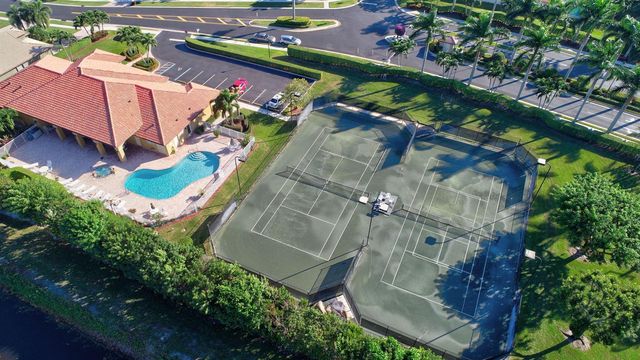 5891 Royal Isles Boulevard, Boynton Beach, FL 33437