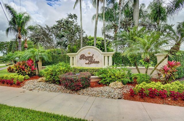 5891 Royal Isles Boulevard, Boynton Beach, FL 33437