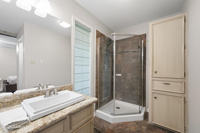 302 Maple Drive, Lafayette, LA 70506