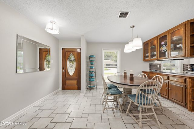 302 Maple Drive, Lafayette, LA 70506