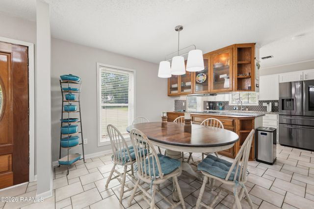 302 Maple Drive, Lafayette, LA 70506