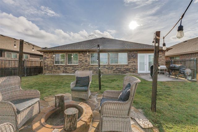 573 Providence Place, Lavon, TX 75166