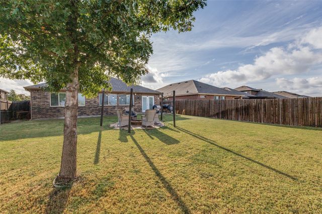573 Providence Place, Lavon, TX 75166