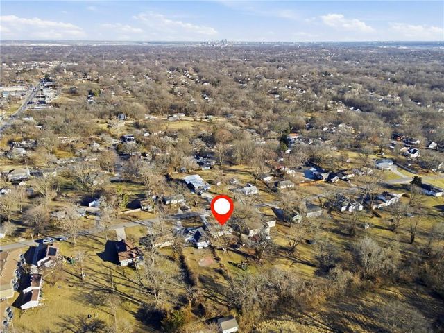 2970 N 58th Street, Kansas City, KS 66104