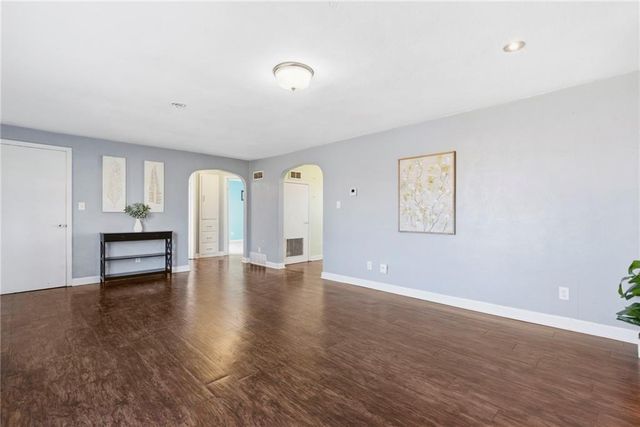 2970 N 58th Street, Kansas City, KS 66104