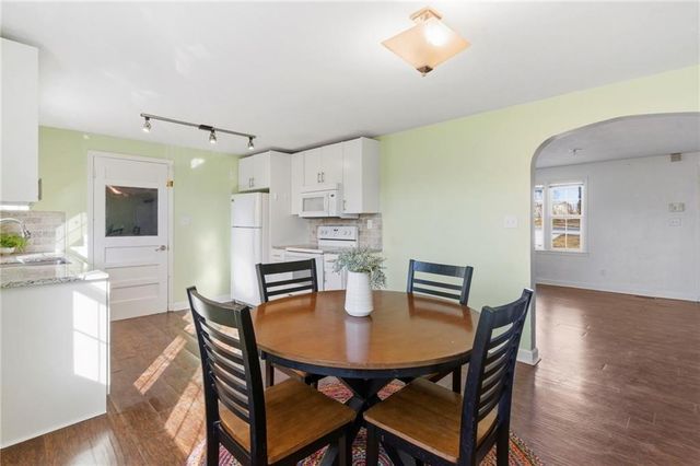 2970 N 58th Street, Kansas City, KS 66104