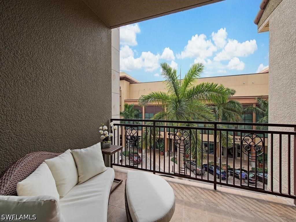 9123 Strada PL 7306, Naples, FL 34108