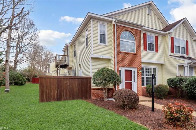 821 Oak Springs CT, Newport News, VA 23602