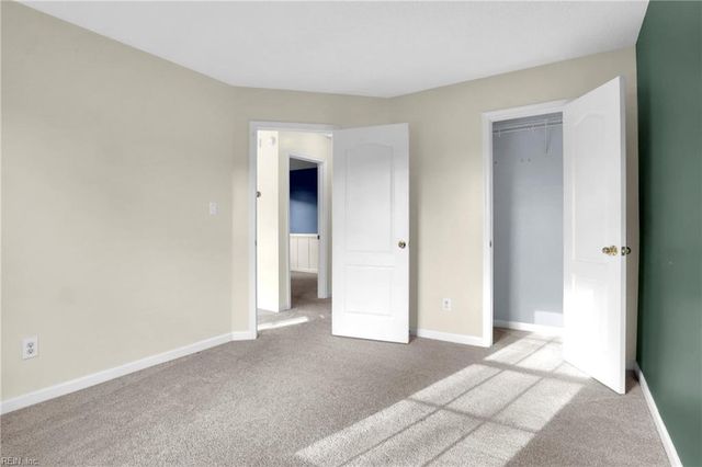 821 Oak Springs CT, Newport News, VA 23602