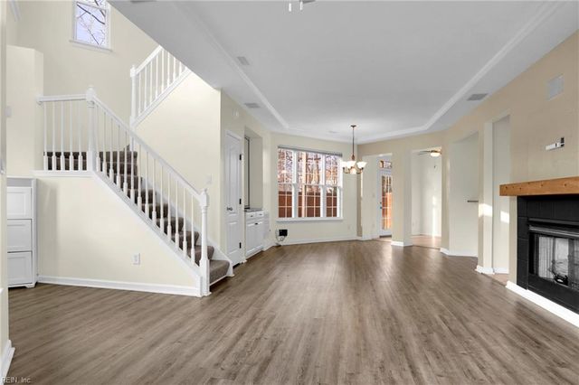 821 Oak Springs CT, Newport News, VA 23602