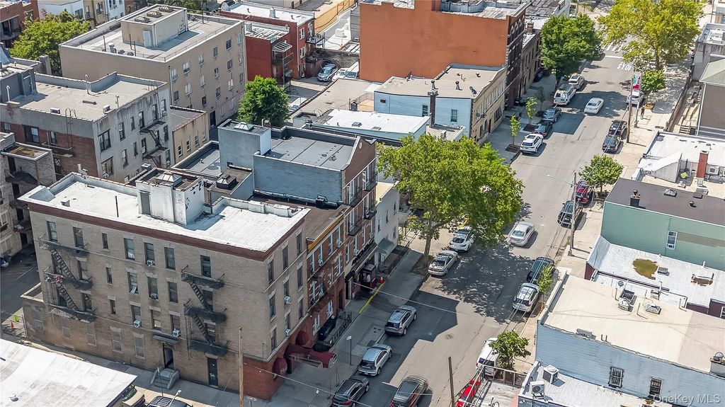 2476 Arthur Avenue, Bronx, NY 10458 — photo 2