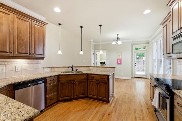 402 Village Loop Drive, Apex, NC 27502