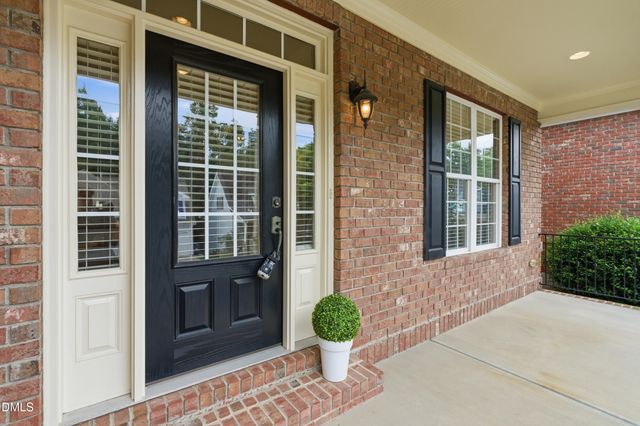 402 Village Loop Drive, Apex, NC 27502