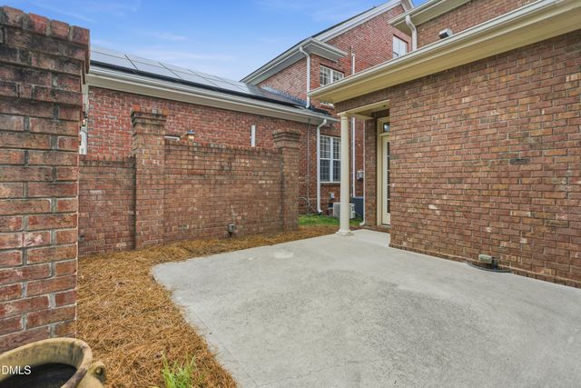 402 Village Loop Drive, Apex, NC 27502