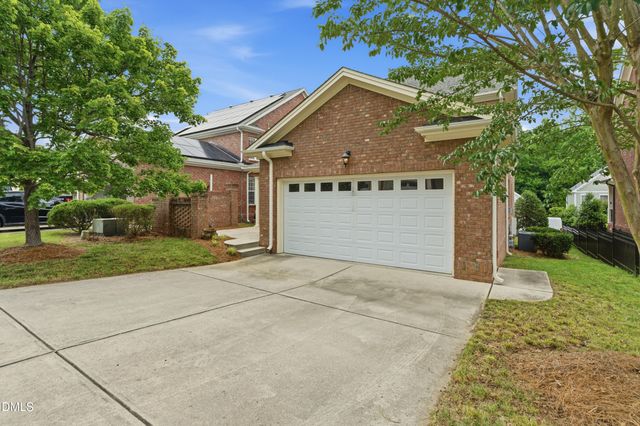 402 Village Loop Drive, Apex, NC 27502