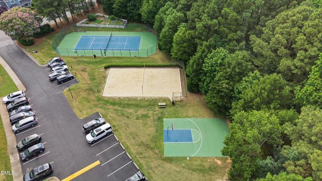 402 Village Loop Drive, Apex, NC 27502