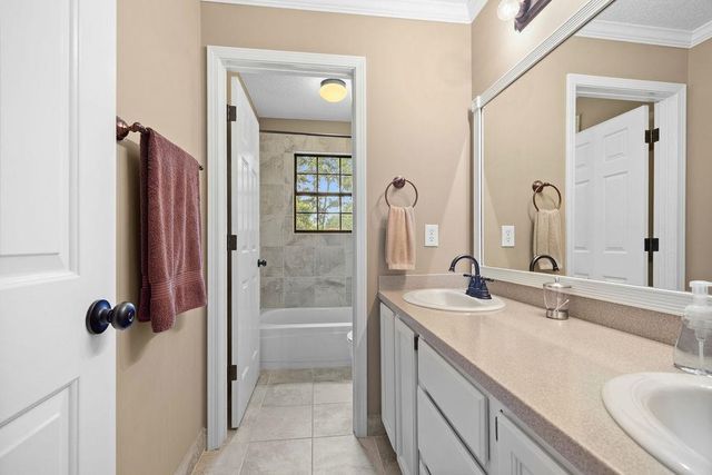 8627 HAVENHURST DR, Germantown, TN 38138
