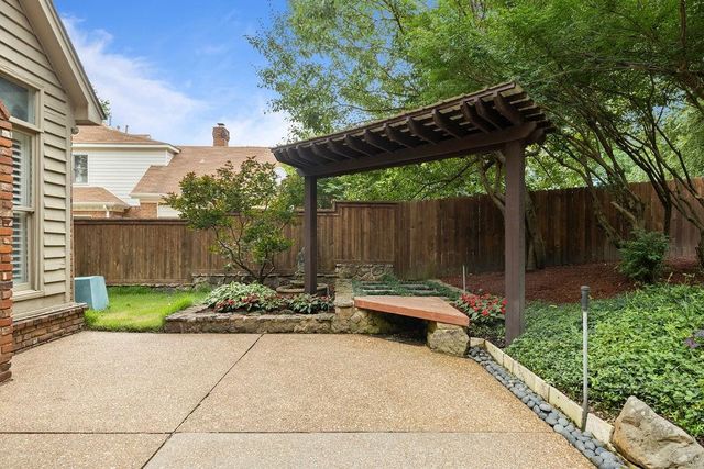 8627 HAVENHURST DR, Germantown, TN 38138