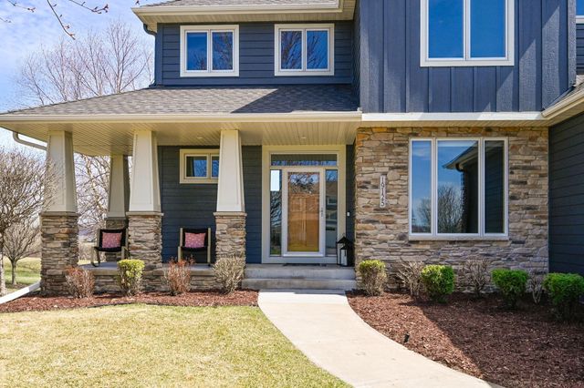 19125 Harmony Avenue, Rogers, MN 55374