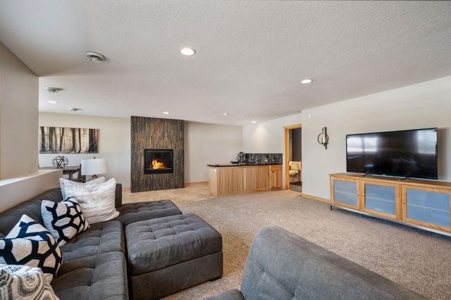 19125 Harmony Avenue, Rogers, MN 55374