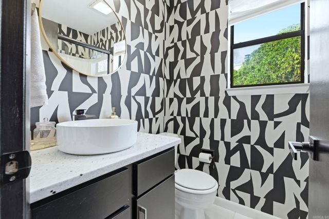 8 Willow Oak Court, Little Rock, AR 72211