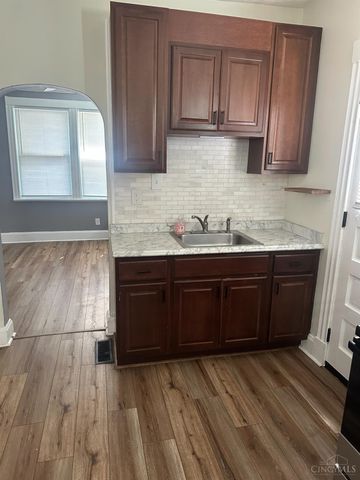 2327 Glenside Avenue, Norwood, OH 45212