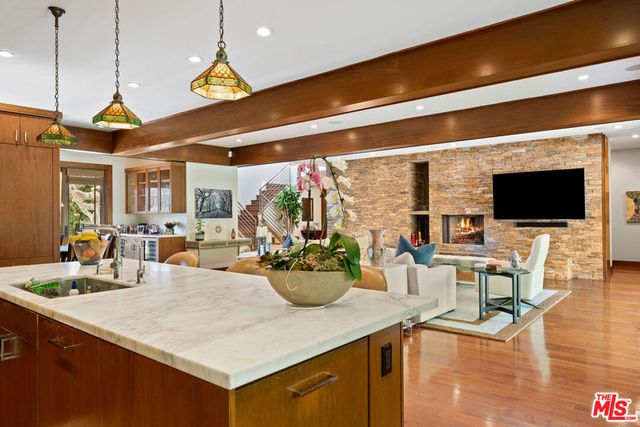 1141 Villa View Drive, Pacific Palisades, CA 90272