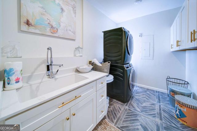 757 Terrell Crossing SE, Marietta, GA 30067