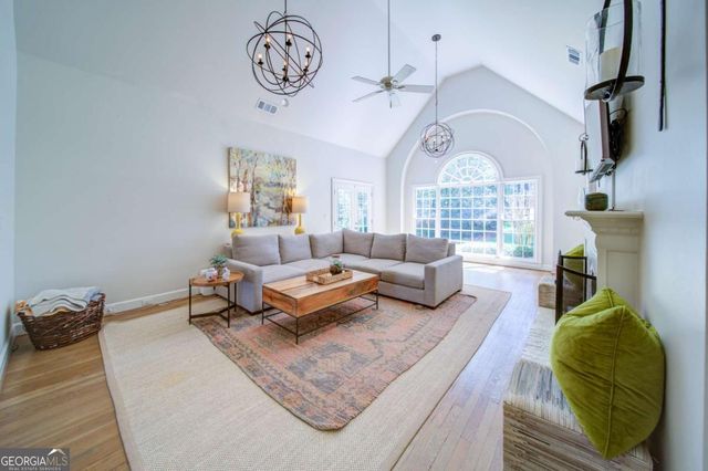 757 Terrell Crossing SE, Marietta, GA 30067