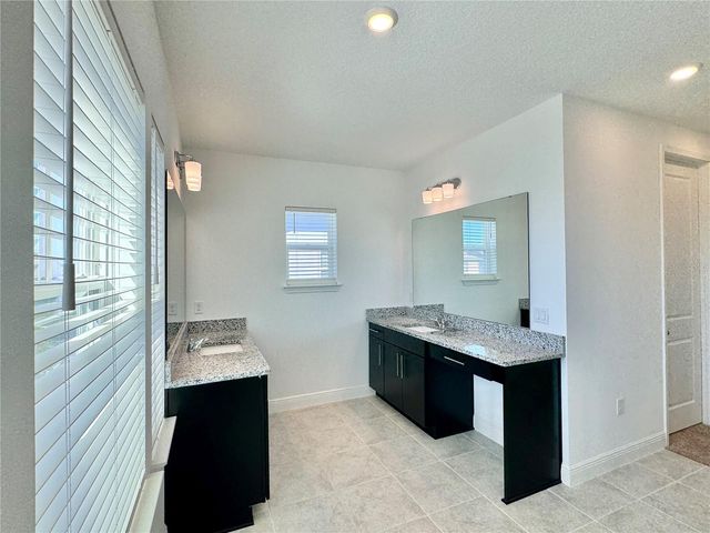 9725 NERUDA STREET, Orlando, FL 32827