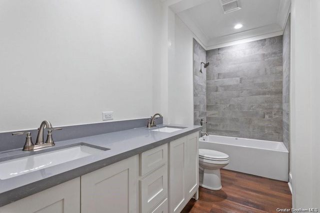 2121 Aubrianna Lane, Sulphur, LA 70663