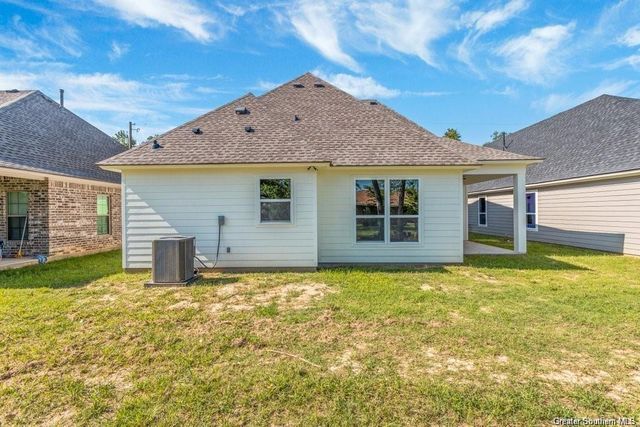 2121 Aubrianna Lane, Sulphur, LA 70663