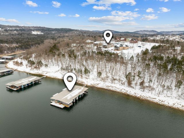 21 Tall Cedar Lane, Reeds Spring, MO 65737