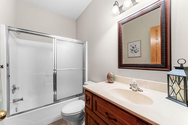 21 Tall Cedar Lane, Reeds Spring, MO 65737