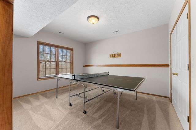 21 Tall Cedar Lane, Reeds Spring, MO 65737