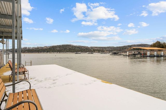 21 Tall Cedar Lane, Reeds Spring, MO 65737