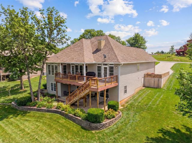21 Tall Cedar Lane, Reeds Spring, MO 65737